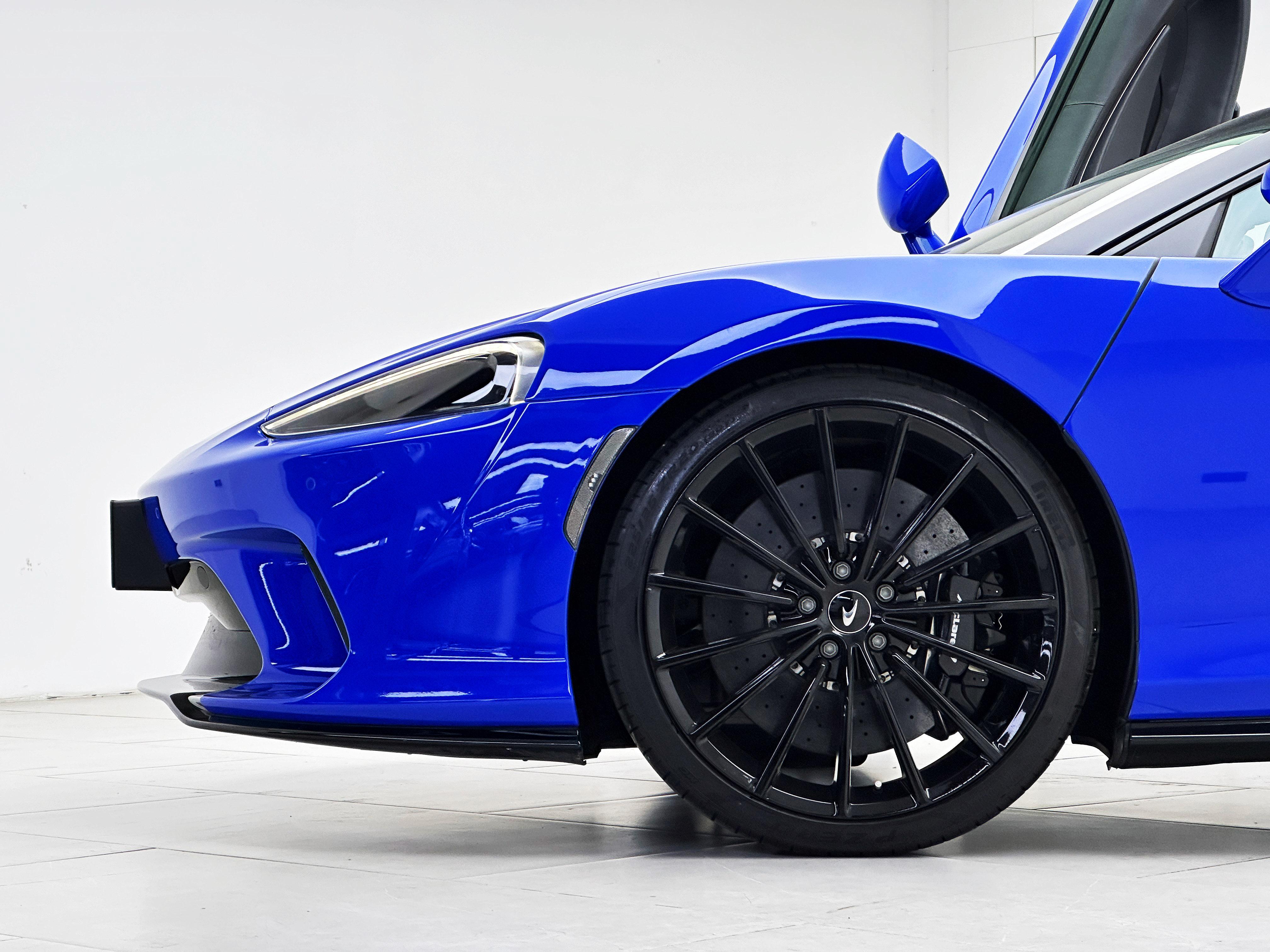 McLaren GT 2019 thumb 10
