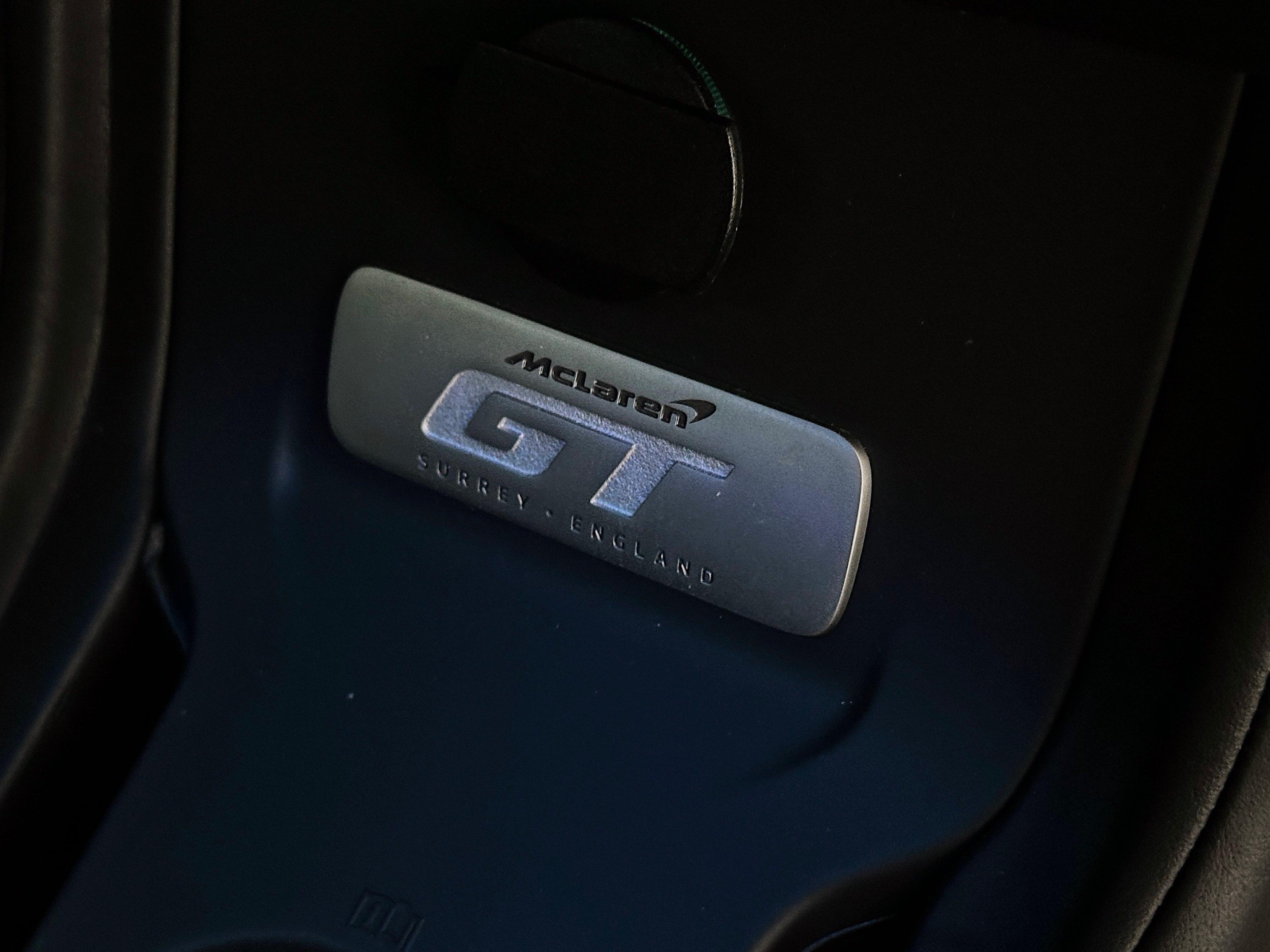 McLaren GT 2019 thumb 12