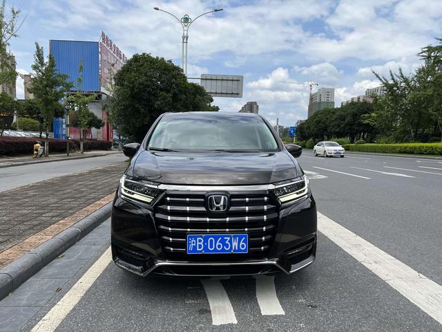 Honda Elysion 2022 thumb 2