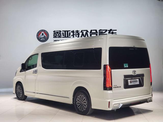 Toyota HiAce 2021 thumb 3