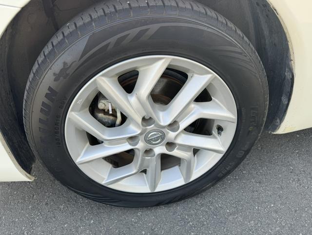 Nissan Tiida 2021 thumb 3