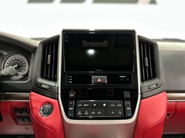 Toyota Land Cruiser 2020 thumb 12