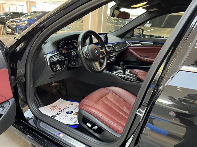 BMW 5 серии 2020 thumb 8