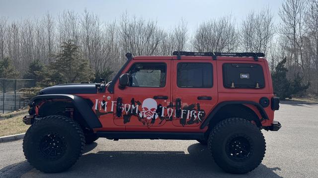 Jeep Wrangler 2020 thumb 2
