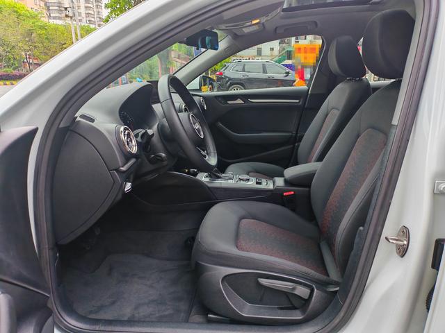 Audi A3 2019 thumb 7