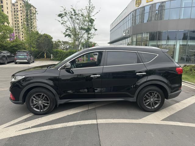 Dongfeng Fengon 580 2021 thumb 2