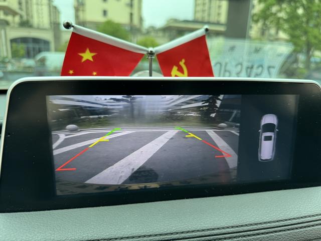 Dongfeng Fengon 580 2021 thumb 6