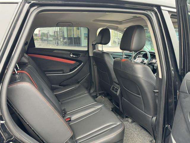 Dongfeng Fengon 580 2021 thumb 12