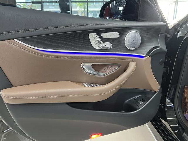 Mercedes-Benz E-Class 2021 thumb 10