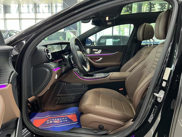 Mercedes-Benz E-Class 2021 thumb 11