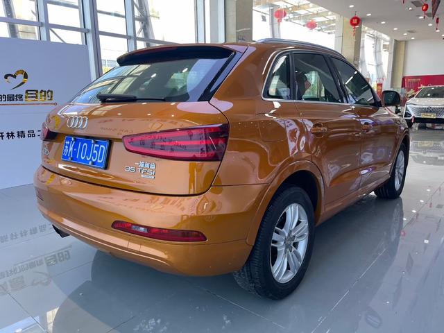 Audi Q3 2013 thumb 6