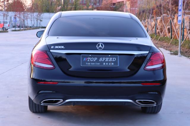 Mercedes-Benz E-Class 2020 thumb 2