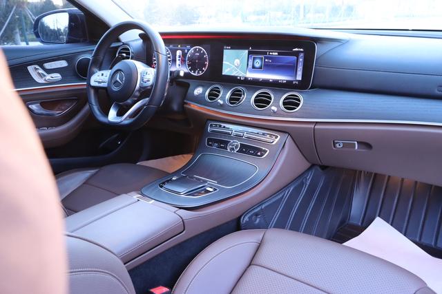 Mercedes-Benz E-Class 2020 thumb 11