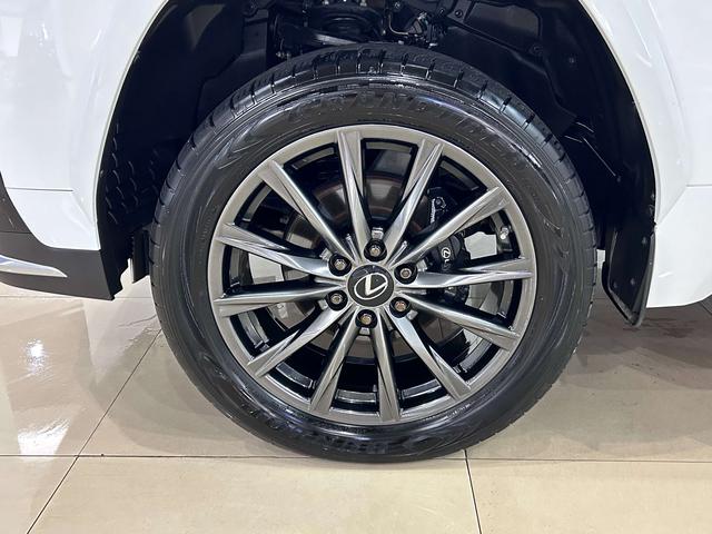Lexus LX 2023 thumb 3