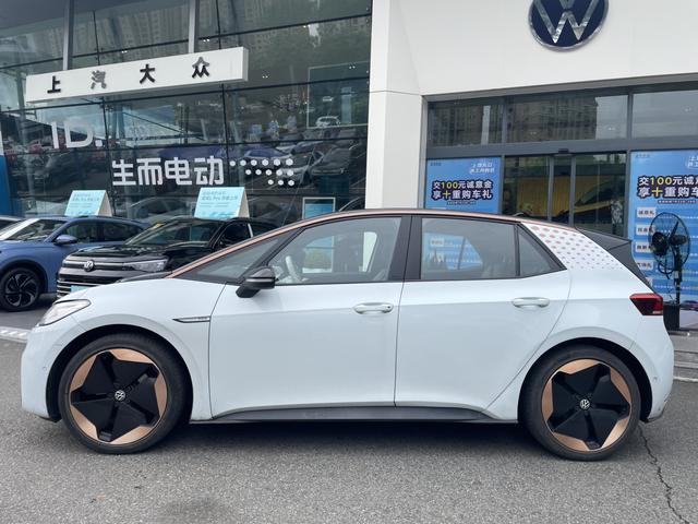Volkswagen ID.3 2022 thumb 3