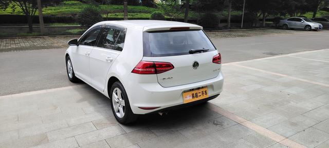 Volkswagen Golf 2015 thumb 2