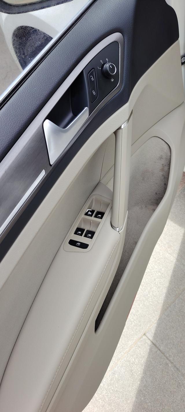 Volkswagen Golf 2015 thumb 10