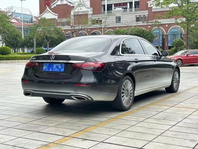 Mercedes-Benz E-Class 2022 thumb 6