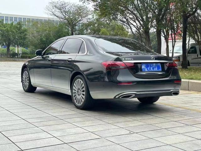 Mercedes-Benz E-Class 2022 thumb 8