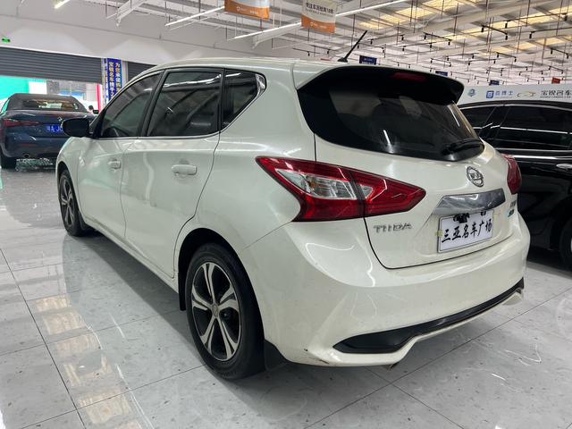 Nissan Tiida 2020 thumb 5