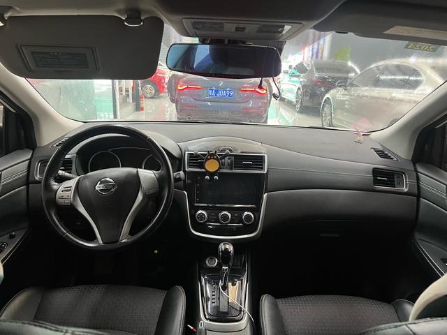 Nissan Tiida 2020 thumb 6