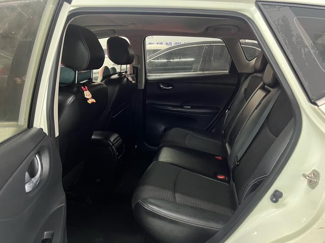 Nissan Tiida 2020 thumb 8