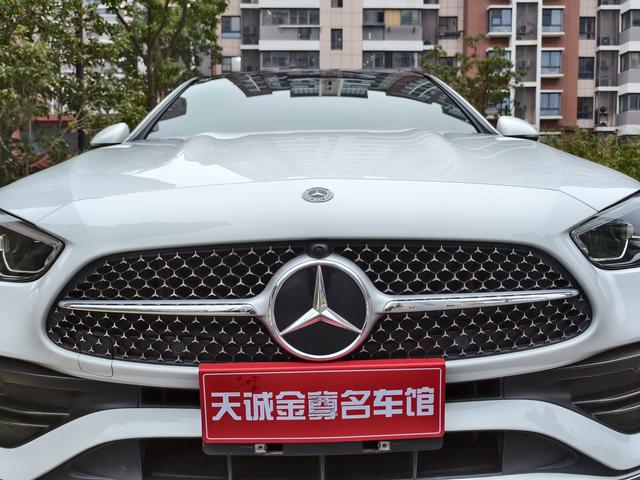 Mercedes-Benz C-Class 2022 thumb 3