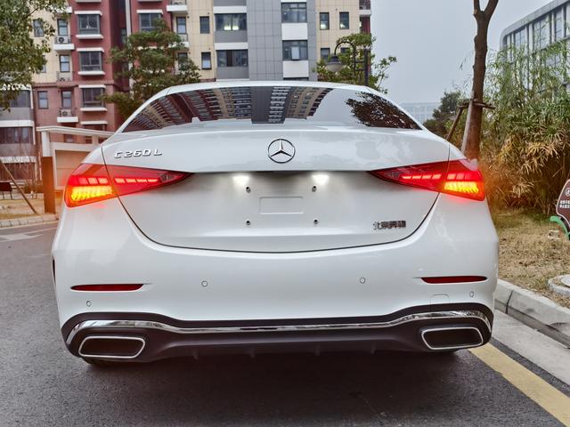 Mercedes-Benz C-Class 2022 thumb 11