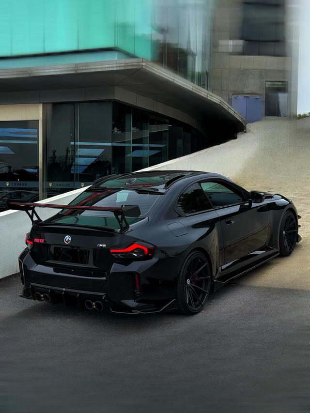BMW M2 2024 thumb 4