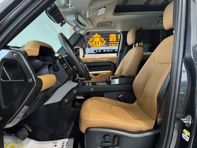 Land Rover Defender 2023 thumb 6