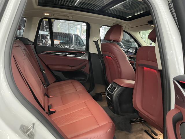 BMW X3 2022 thumb 8