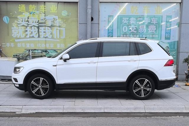 Volkswagen Tiguan L 2020 thumb 2