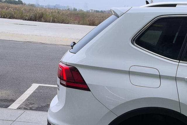 Volkswagen Tiguan L 2020 thumb 5