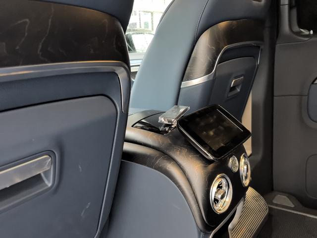 Mercedes-Benz V-Класс 2024 thumb 4