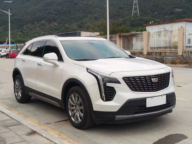 Cadillac XT4 2020 thumb 2