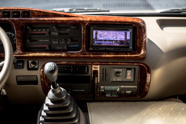 Toyota Coaster 2020 thumb 6