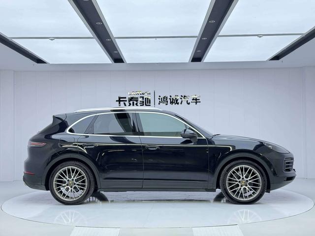 Porsche Cayenne 2019 thumb 9