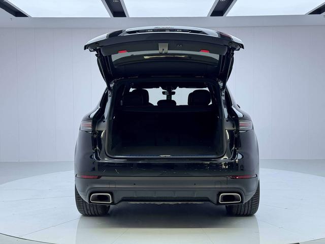 Porsche Cayenne 2019 thumb 12