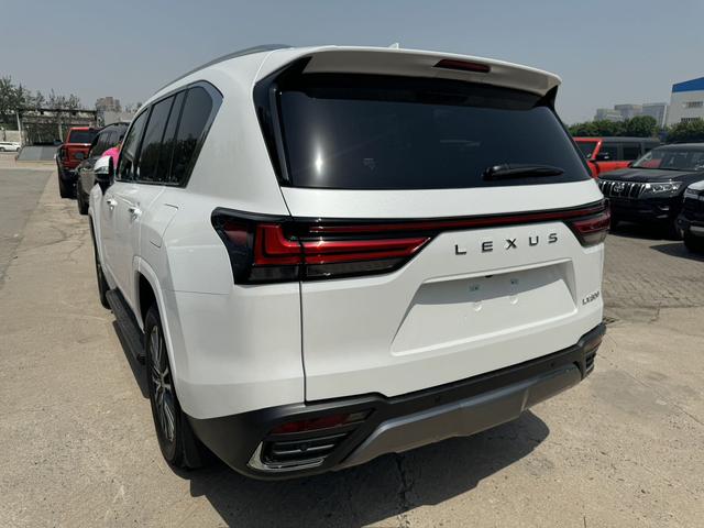 Lexus LX 2024 thumb 8