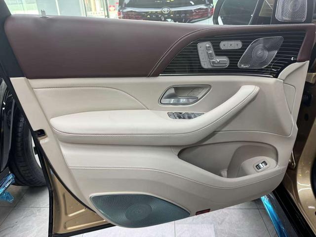 Mercedes-Benz GLS 2025 thumb 8