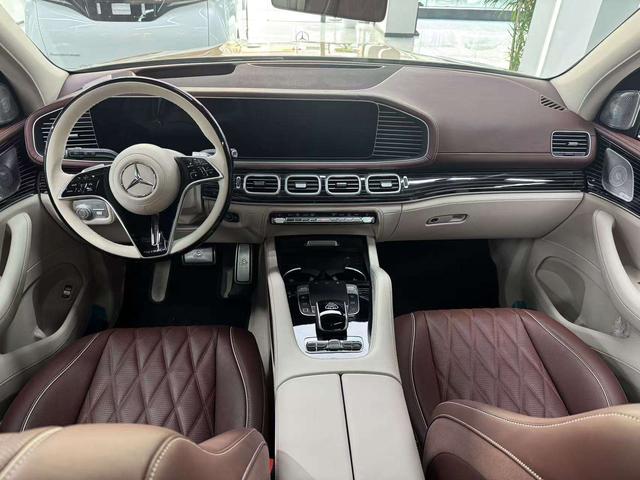 Mercedes-Benz GLS 2025 thumb 9