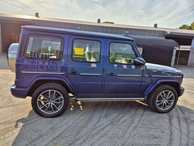 Mercedes-Benz G-Class 2025 thumb 4