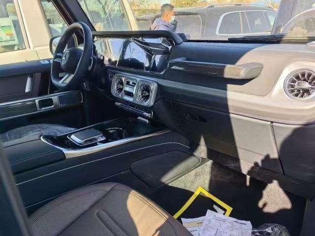 Mercedes-Benz G-Class 2025 thumb 7