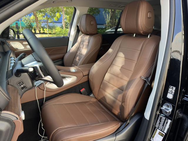 Mercedes-Benz GLS 2025 thumb 6
