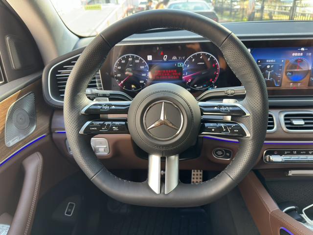 Mercedes-Benz GLS 2025 thumb 8