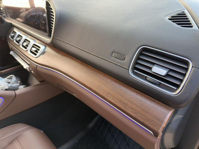Mercedes-Benz GLS 2025 thumb 12