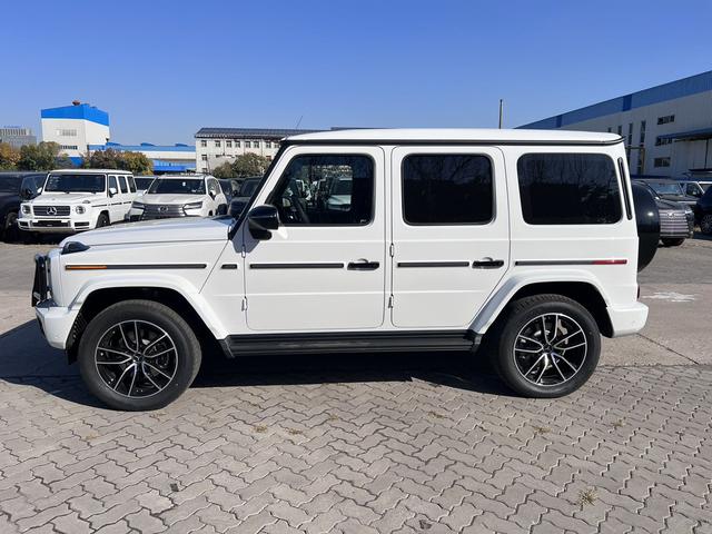 Mercedes-Benz G-Class 2025 thumb 5