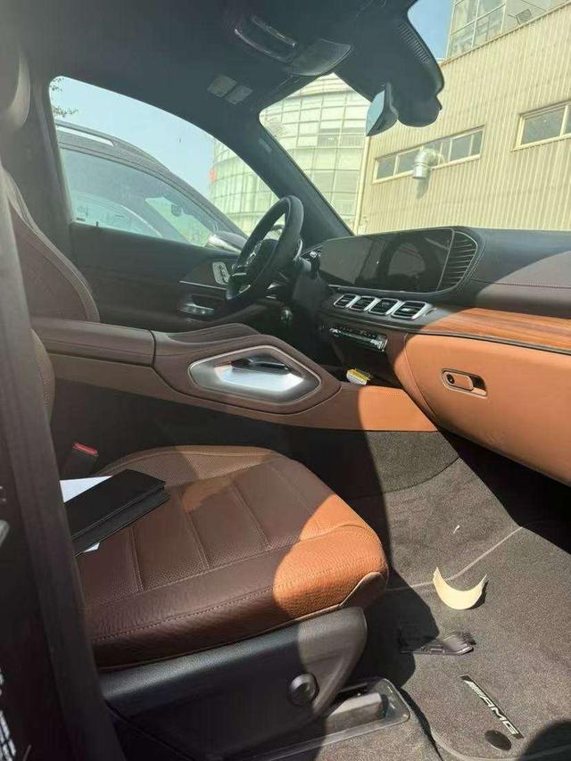 Mercedes-Benz GLS 2025 thumb 7