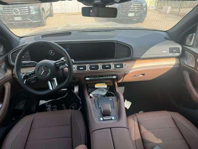 Mercedes-Benz GLS 2025 thumb 8