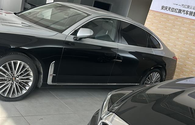Hongqi H9 2020 thumb 2